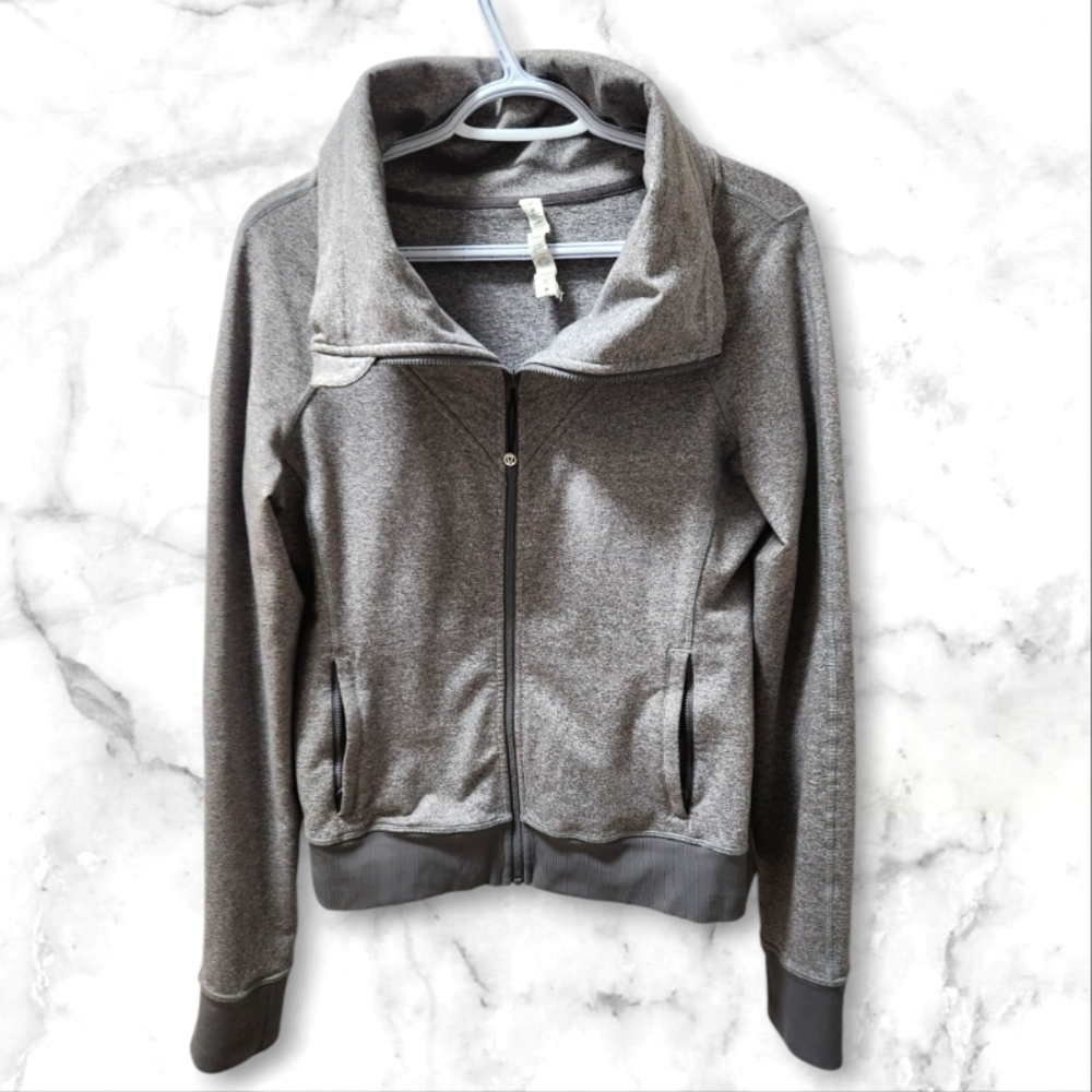 LULULEMON zip-up, oversized collar sweater